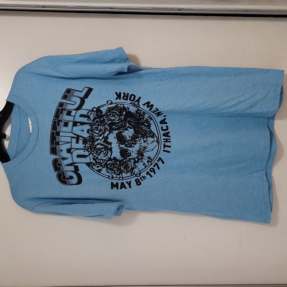 NWT! Grateful Dead Tshirt